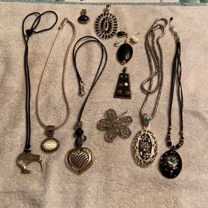 Jewelry lot# 14 - Vintage mixed jewelry